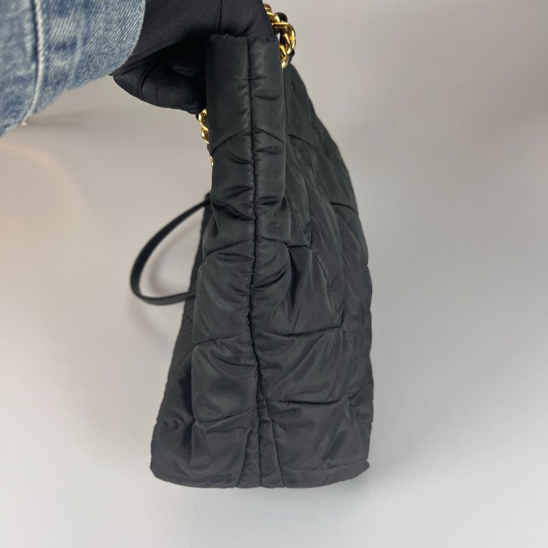 PRADA BR4383 黑金尼龍鍊條托特包-3