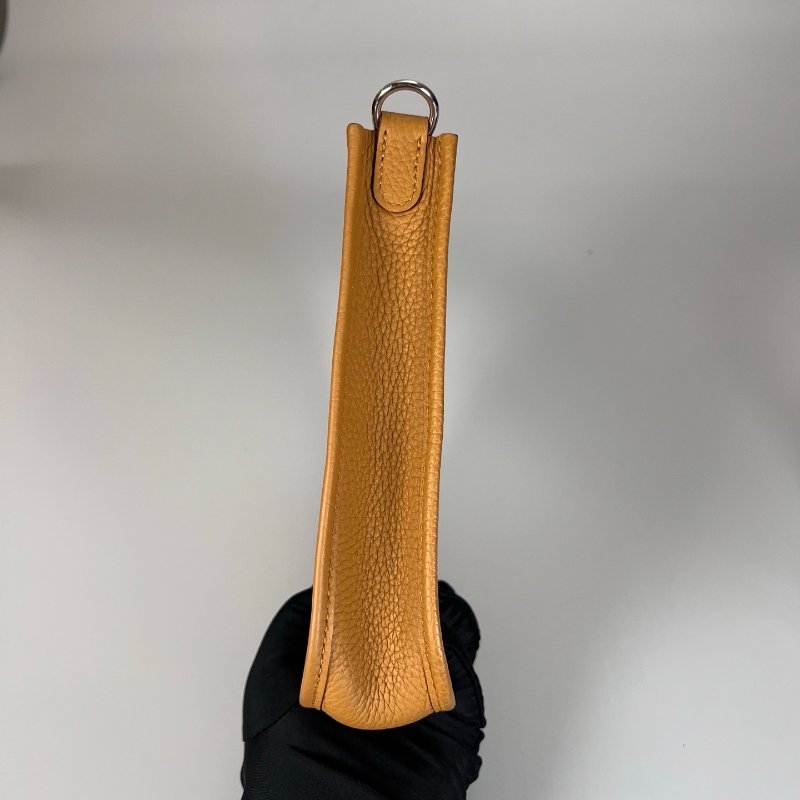 HERMES Z刻 餅乾色EVELYNE TPM 肩背包-2