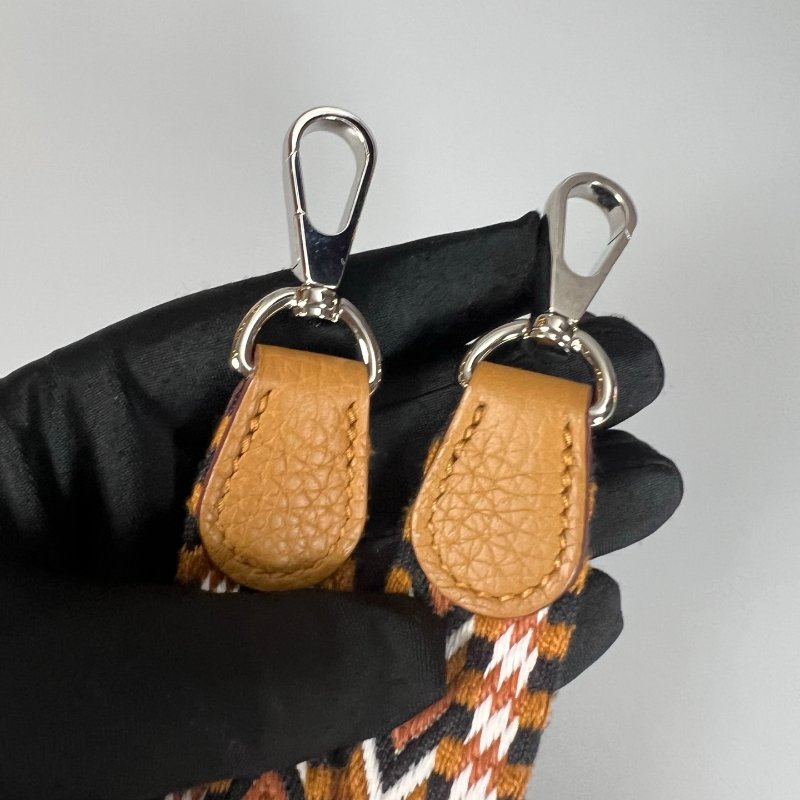 HERMES Z刻 餅乾色EVELYNE TPM 肩背包-7