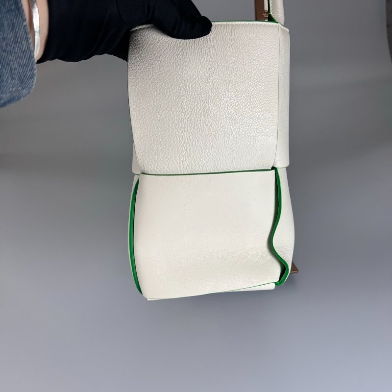 BV Arco白拼綠寬編織2*3子母手提托特包-3