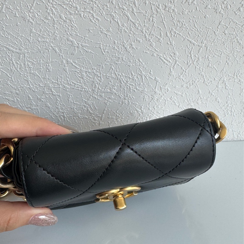 chanel AS8231黑色迷你掀蓋金鍊斜背鏈包 超可愛❤️🔥❤️🔥-2