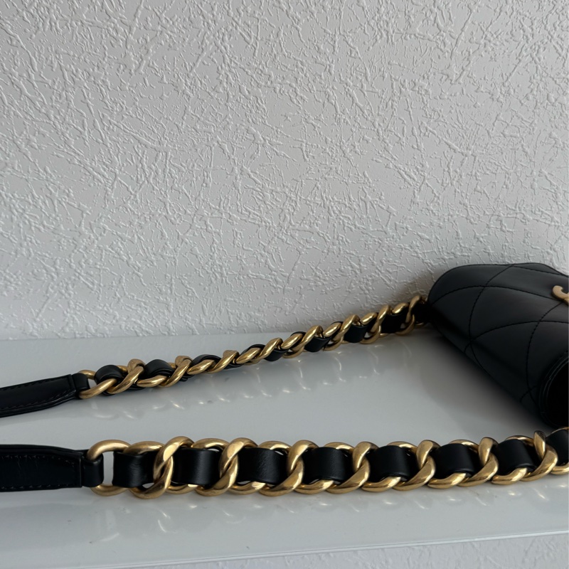 chanel AS8231黑色迷你掀蓋金鍊斜背鏈包 超可愛❤️🔥❤️🔥-28