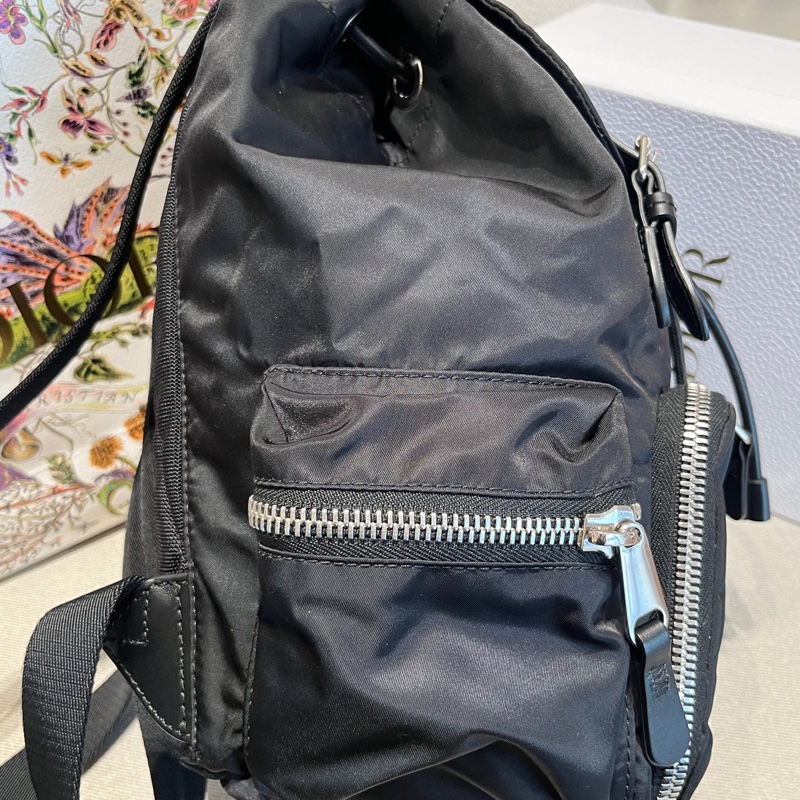 Burberry巴寶莉黑色中號雙肩包-2