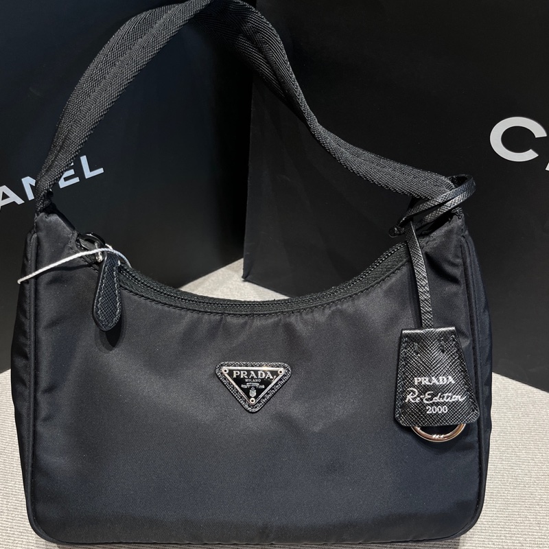 Prada普拉達黑色尼龍帆布hobo腋下包-0