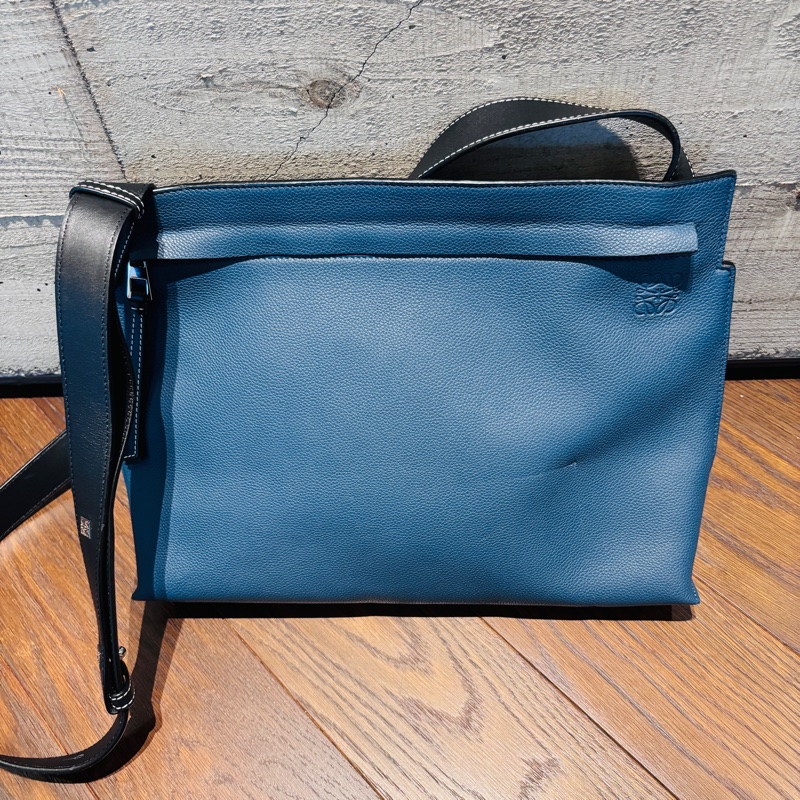 Loewe雙藍色男士包-5