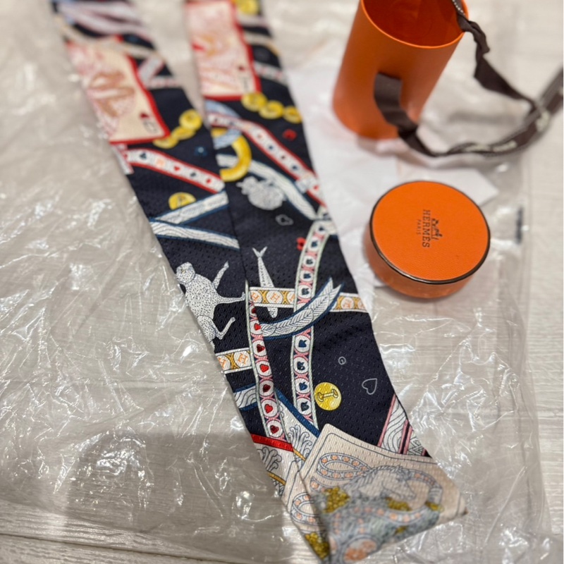 ✨全新轉售✨ Hermès Twilly 限量黑色撲克牌寶石-0