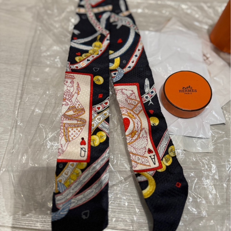 ✨全新轉售✨ Hermès Twilly 限量黑色撲克牌寶石-7