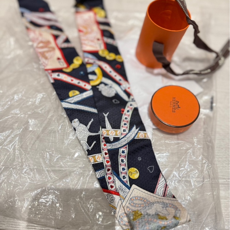 ✨全新轉售✨ Hermès Twilly 限量黑色撲克牌寶石-9