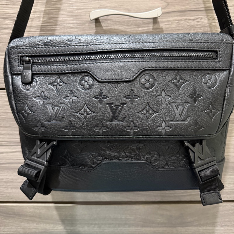 Lv Messenger Voyager PM 郵差包-1
