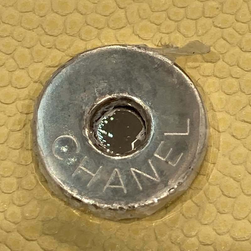 CHANEL 香奈兒 AP2914 BUSINESS AFFINITY BAG 小型手把口蓋郵差包 小牛皮 淺黃色 淺金釦-15