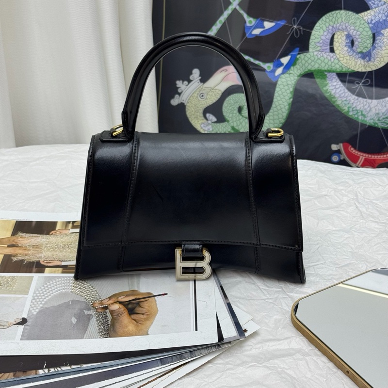 Balenciaga巴黎世家經典沙漏包 s 黑金 原始成色-1
