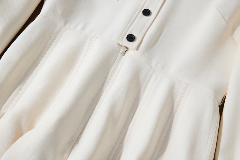 DIOR 奶杏色收腰法式優雅通勤連衣裙-5