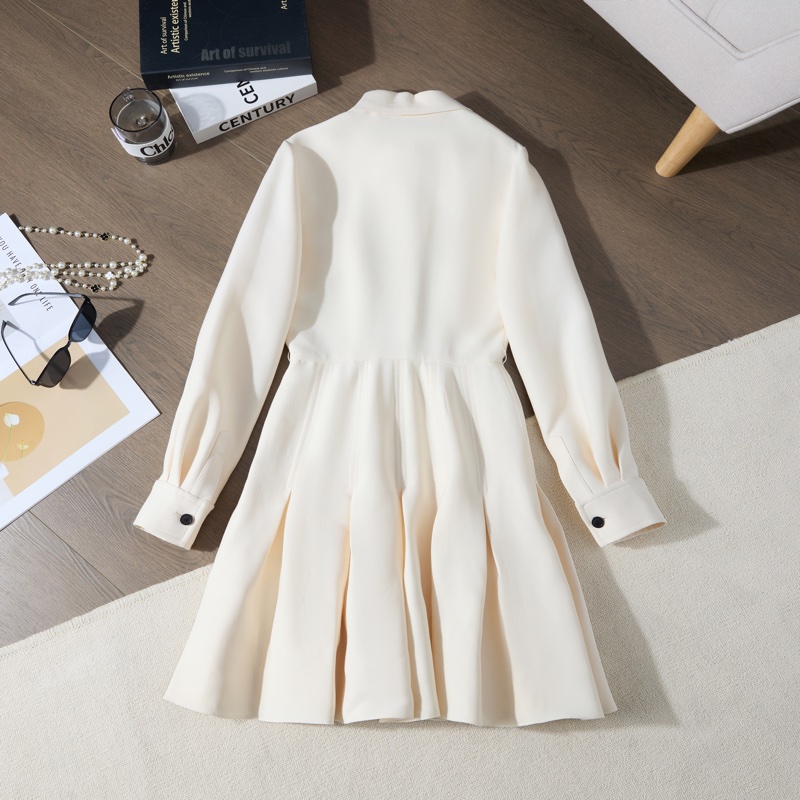 DIOR 奶杏色收腰法式優雅通勤連衣裙-8