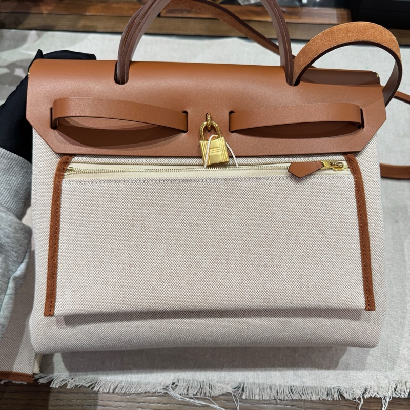 愛馬仕/Hermes Herbag31 金棕色豬鼻子限量版 閒置新有票-2