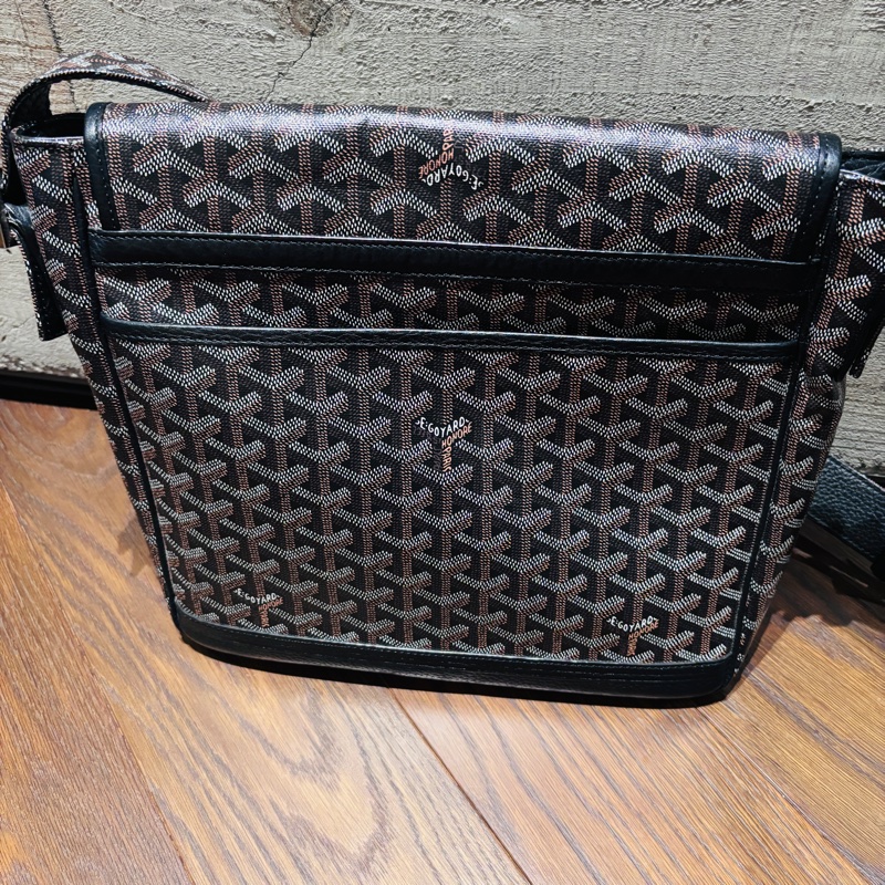 Goyard男士黑色斜跨包-2