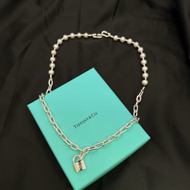 Tiffany蒂芙尼HardWear系列Ag925銀珍珠➕小鎖手鍊-0
