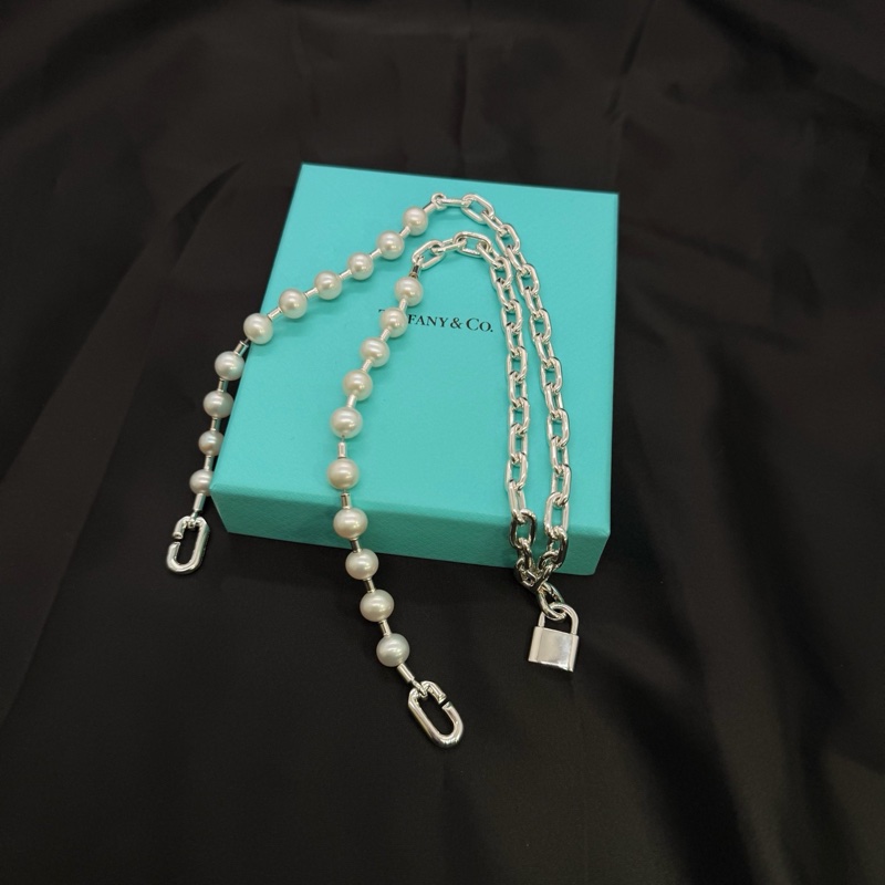 Tiffany蒂芙尼HardWear系列Ag925銀珍珠➕小鎖手鍊-3