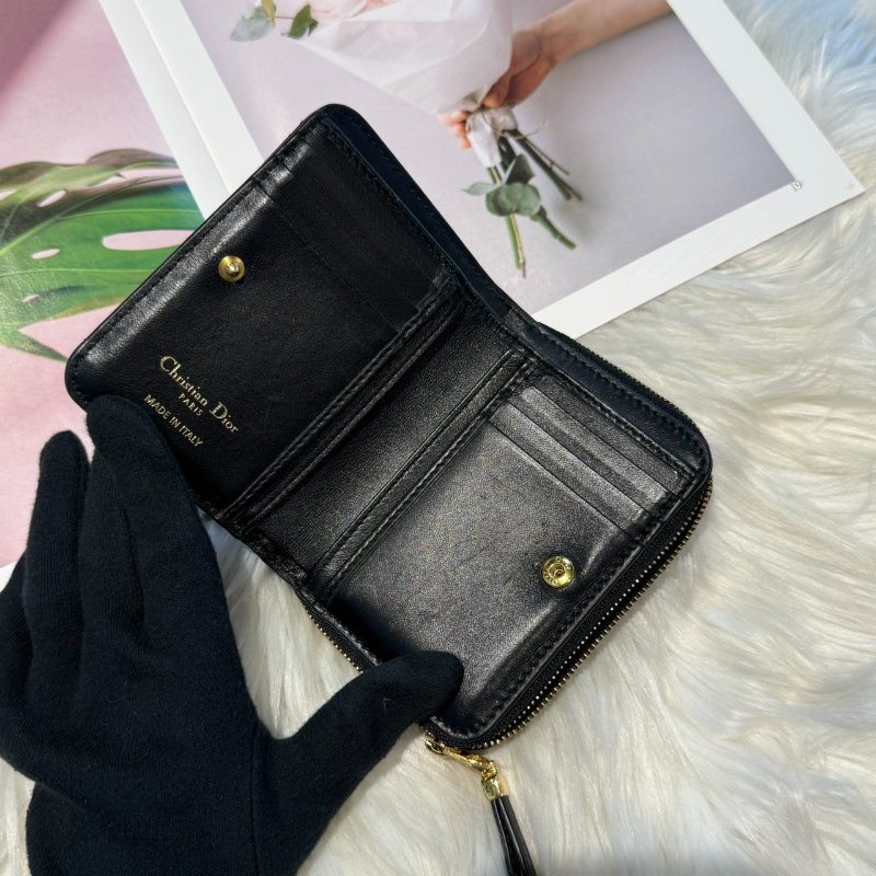 Dior Jolie珍珠黑籐格紋短夾-2