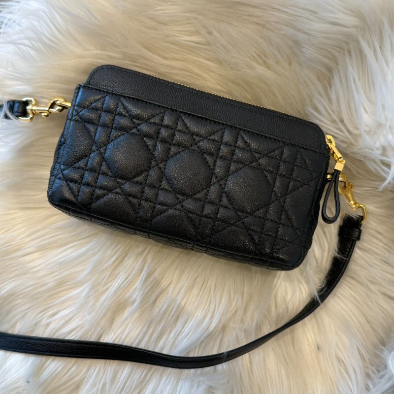 Dior Caro Pouch 斜背包 黑色金扣-7
