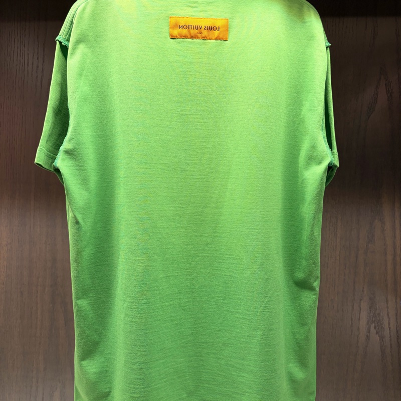 LV路易威登 LOUIS VUITTON 95新浮雕LOGO綠色S 短袖T恤-6