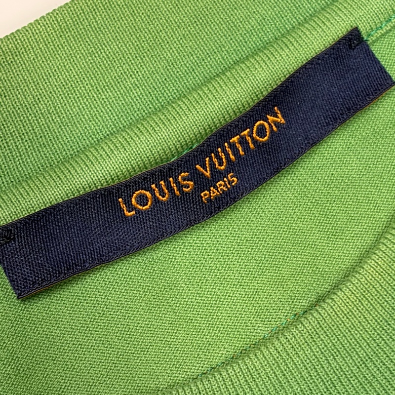 LV路易威登 LOUIS VUITTON 95新浮雕LOGO綠色S 短袖T恤-13