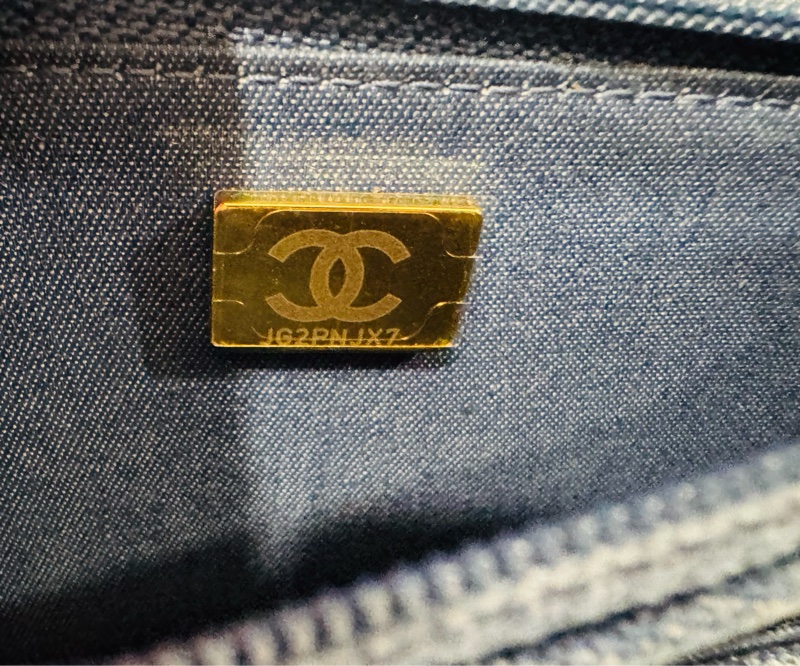 全新 CHANEL 可調式牛仔金球 晶片款WOC 全新閒置未使用-7