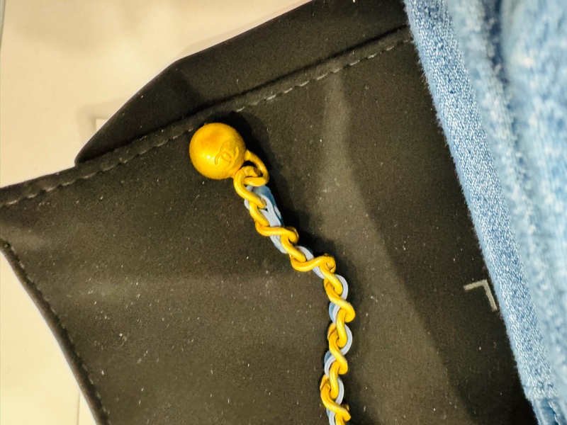 全新 CHANEL 可調式牛仔金球 晶片款WOC 全新閒置未使用-12