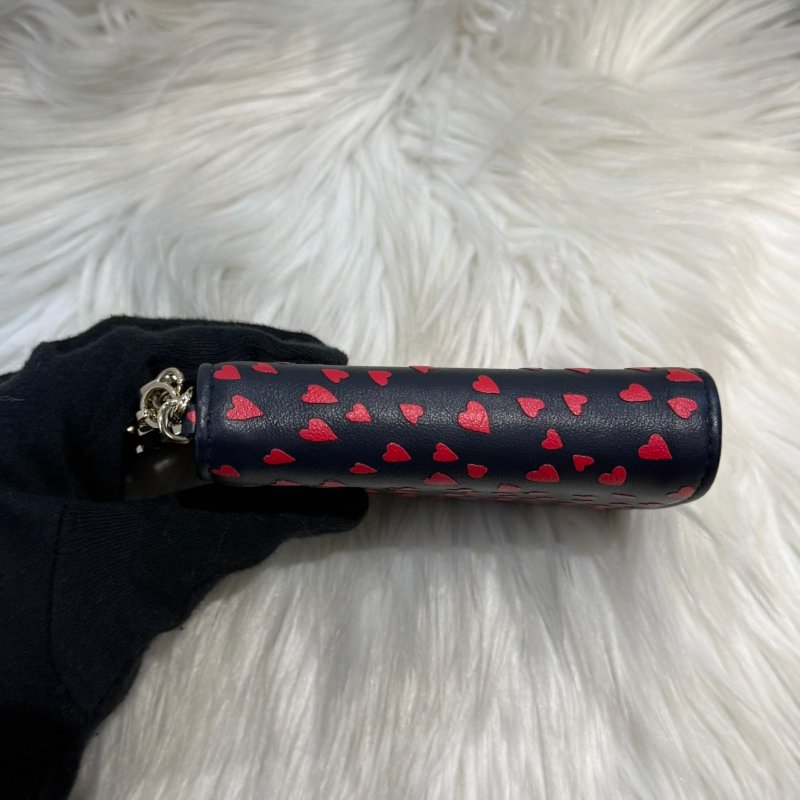 全新 Dior Lady Heart 限定款愛心對開短夾-2