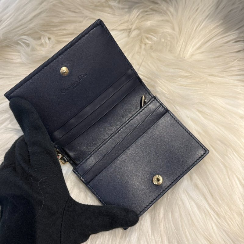 全新 Dior Lady Heart 限定款愛心對開短夾-4