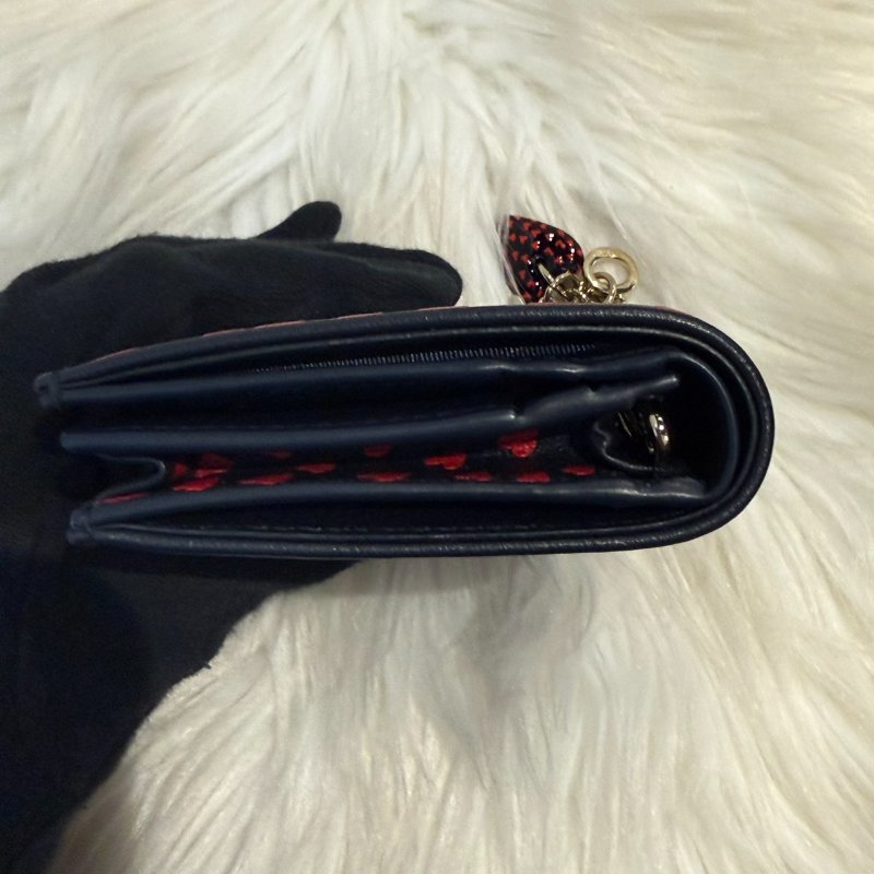 全新 Dior Lady Heart 限定款愛心對開短夾-7