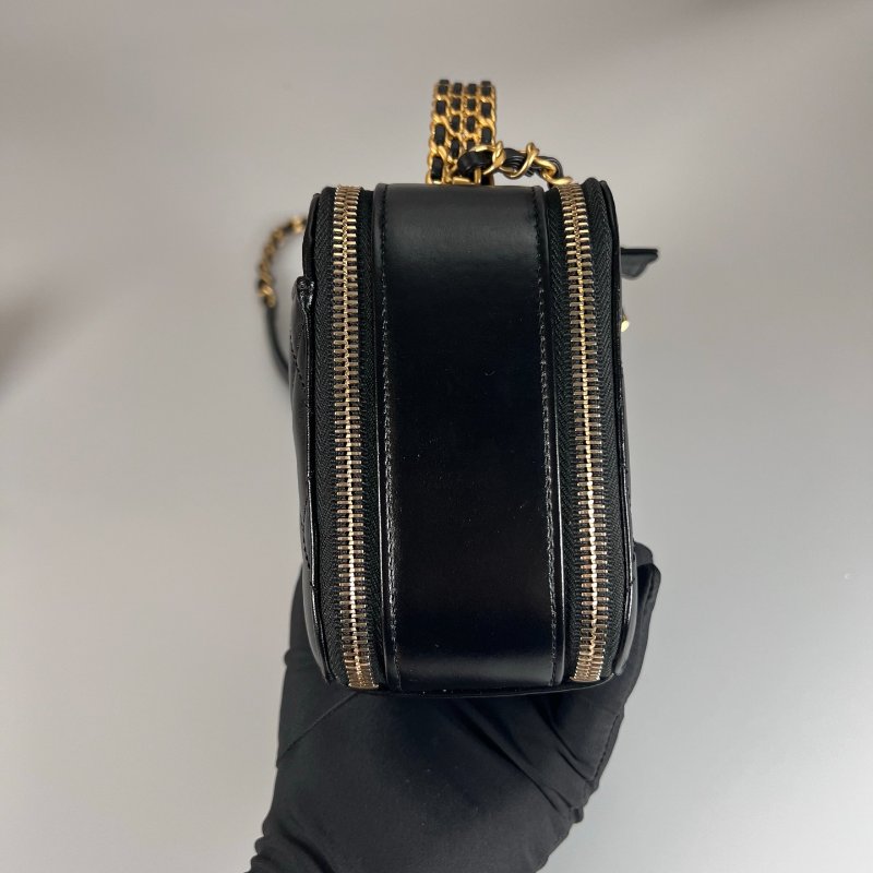 CHANEL 化妝盒小牛皮黑 晶片款-2