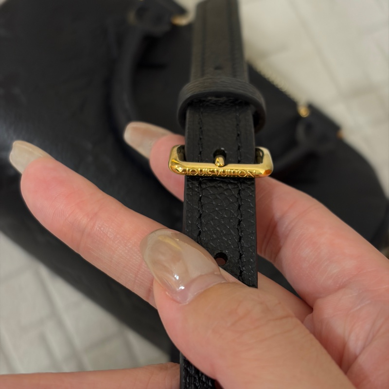 LV 黑色nano speedy 全配 98成新 誠可議-18