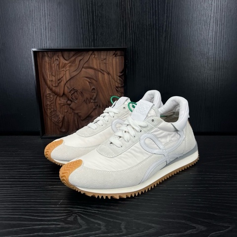 羅意威 runner 白 碼數 39 碼