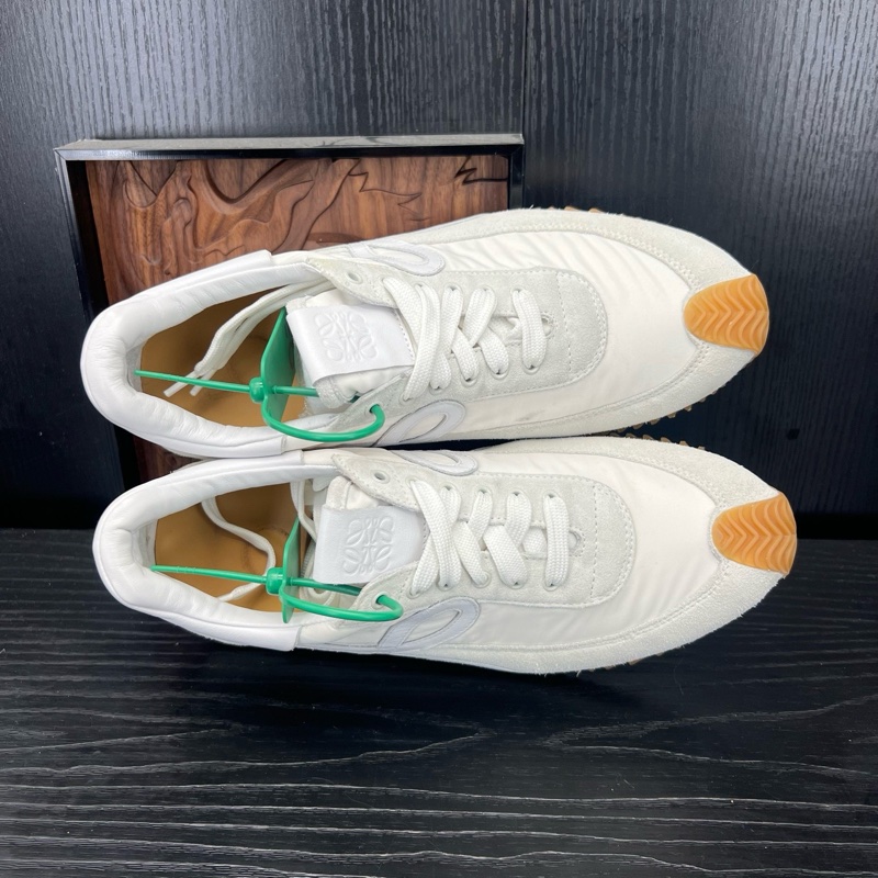 羅意威 runner 白 碼數 39 碼-4