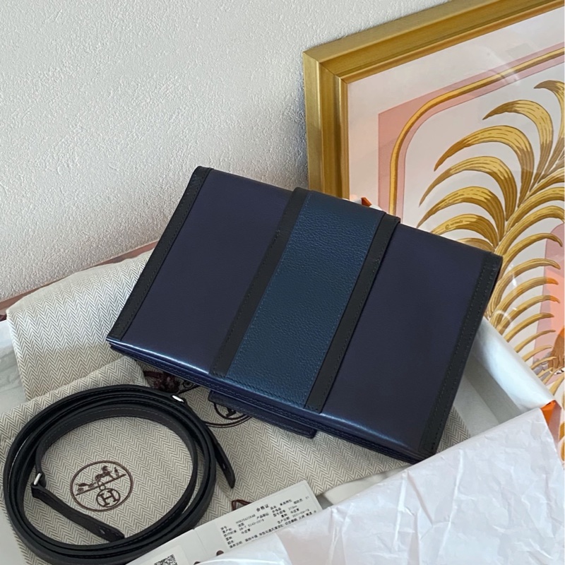 Hermes 愛馬仕肩背包passant 可作手拿/斜挎包 午夜藍拼黑色 肩帶可拆卸 容量也夠 可以放手機-1