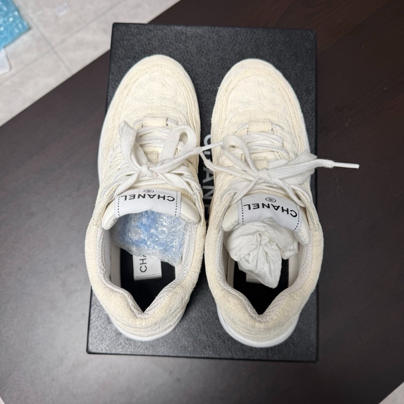 香奈兒Chanel 米色滿印logo熊貓運動鞋 38碼-2