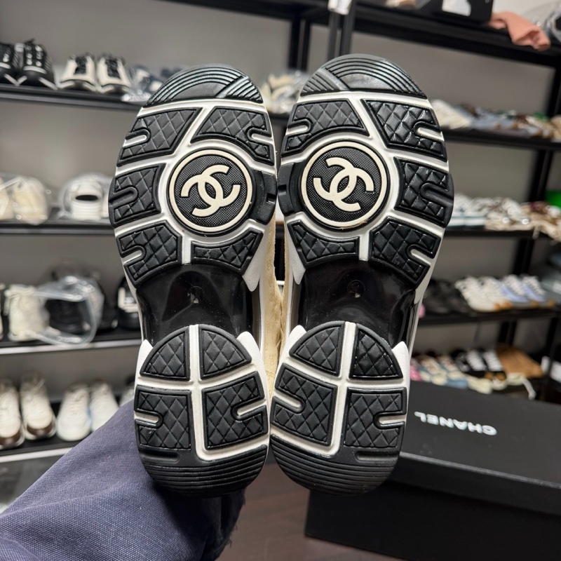 香奈兒Chanel 米色滿印logo熊貓運動鞋 38碼-7