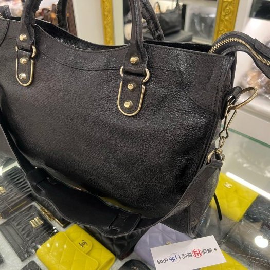 東區正精品㊣BALENCIAGA 115748 CITY 巴黎世家黑色山羊皮金邊金釦機車包肩背包手提包 RZ6365-11