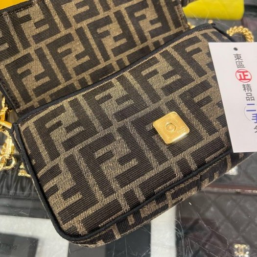東區正精品㊣FENDI 8BS017 baguette 近全新咖啡色緹花布 FF LOGO 斜背包手提包法棍包兩用包 RZ6379-12