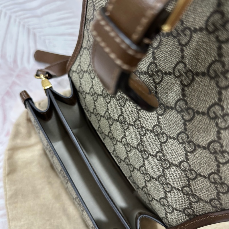 Gucci Retro 老花 風琴郵差包-1