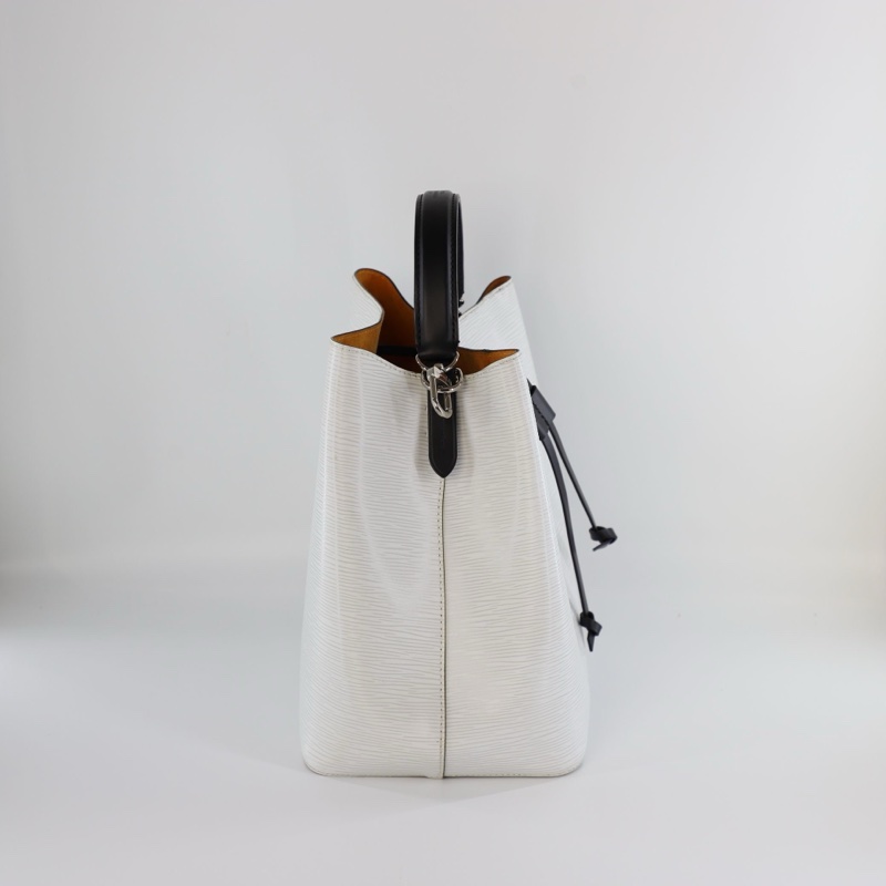 Louis Vuitton路易威登 Neonoe白色Epi皮水波紋水桶包 尺寸:26x26x17.5 皮標款 有芯片-3