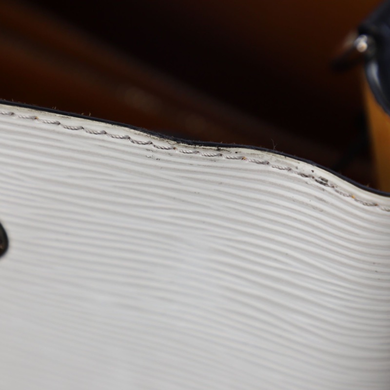 Louis Vuitton路易威登 Neonoe白色Epi皮水波紋水桶包 尺寸:26x26x17.5 皮標款 有芯片-10