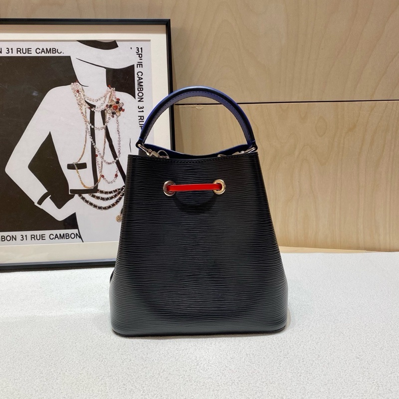 LV 路易威登 Neonoe bb 拼色水波紋水桶包,新款bb號-1