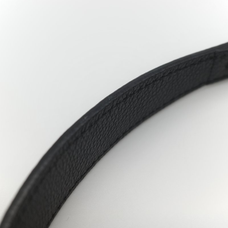 Louis Vuitton 路易威登 BAGATELLE M46002 黑色全皮 壓紋 彎月包 牛角包 斜背包 單肩包-19