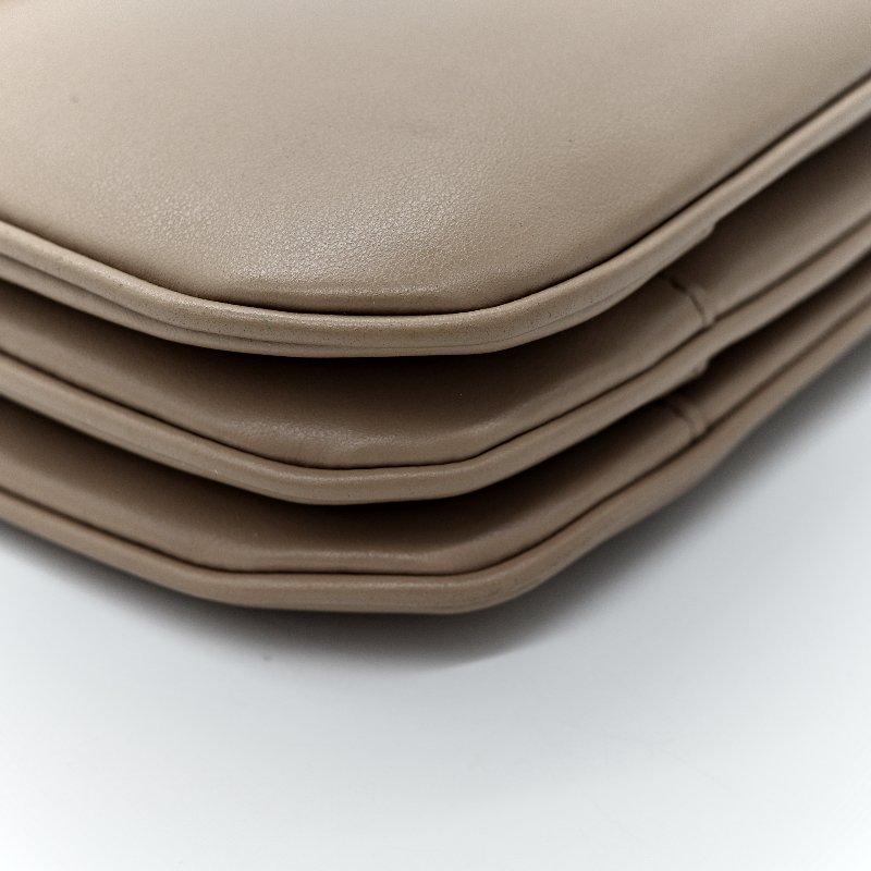 Celine 思琳 奶茶色 牛皮 新款 風琴包 斜挎包 豆腐包-7