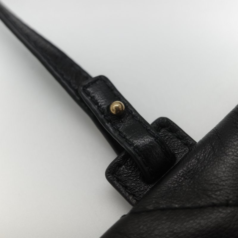 全新品(官網同步在售118,000♥️)Saint Laurent 聖羅蘭 JAMIE 黑色 小羊皮 手提袋 托特包 單肩包-31