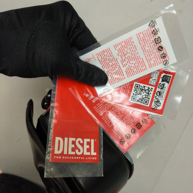 【全新】㊣✨Diesel✨（附防塵袋）黑色 烤漆 D字 潮流 Y2K 相機包 肩背包 斜背包/二手精品/二手包/保證正品-29