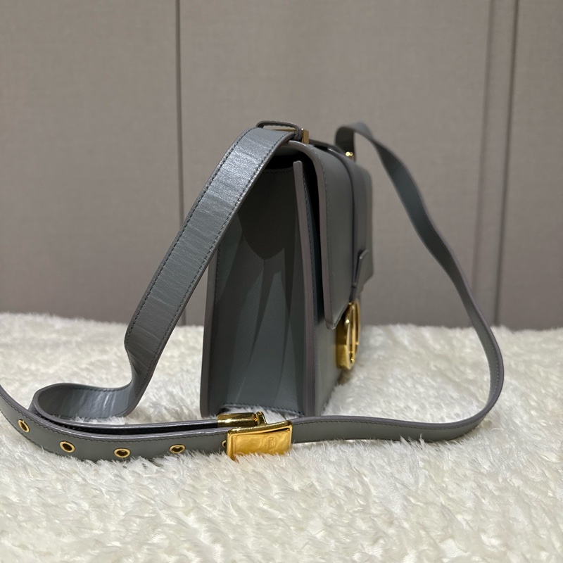 Dior 蒙田30 灰綠色-3