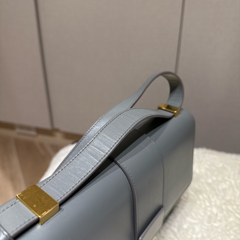 Dior 蒙田30 灰綠色-12