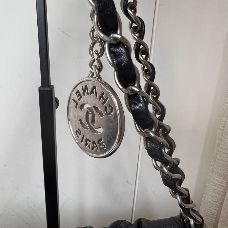 ෆ Chanel 22bag黑銀垃圾袋小號-8